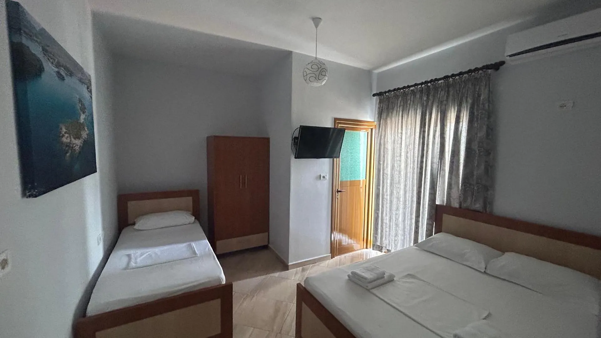 Vila Jeti Ksamil 0*,  Arnavutluk