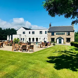 Chequers 3*, Harrogate United Kingdom