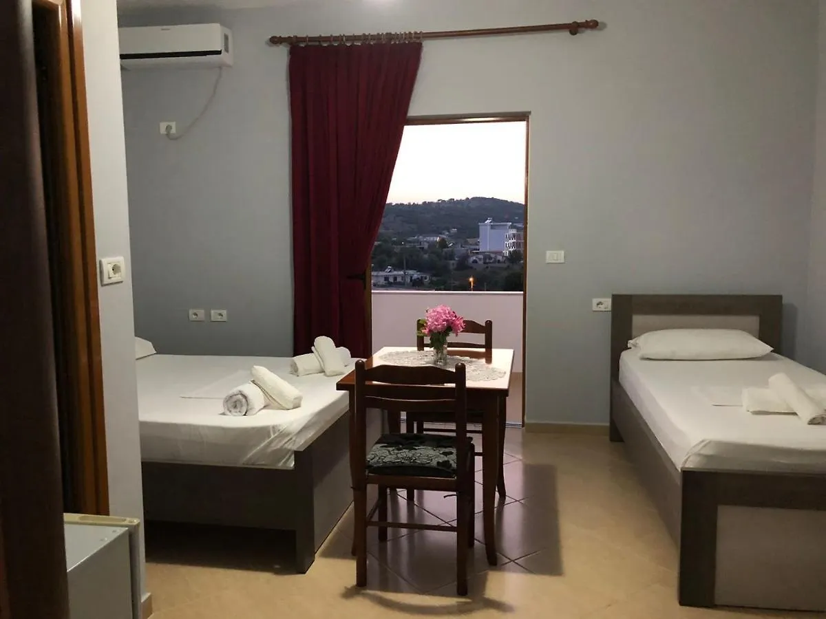 Vila Jeti Ksamil 0*,  Albania