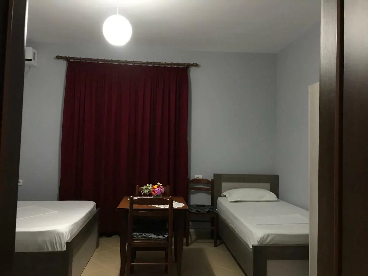 Vila Jeti Ksamil 0*,  Albanien